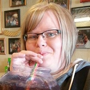 Meet your Posher, Melanie